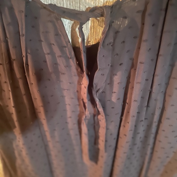 Black top sheer with cap sleeves with flow bottom - Picture 2 of 3